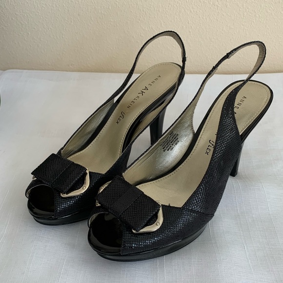 Anne Klein Reginy iflex black platformed heels with front flat bowtie size 8 - Picture 2 of 7